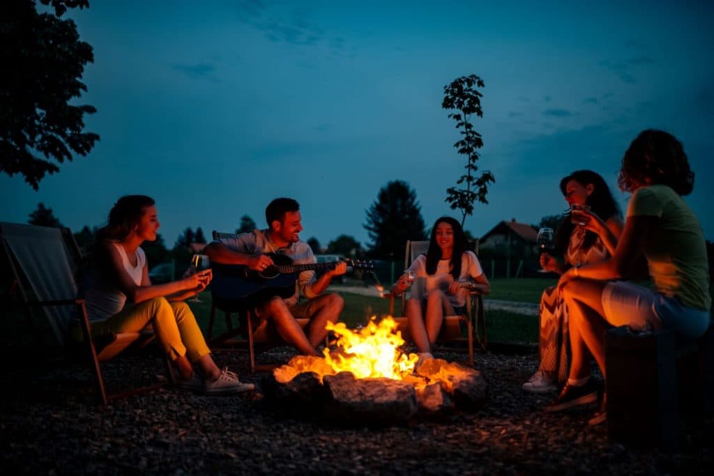 Night bonfire experience